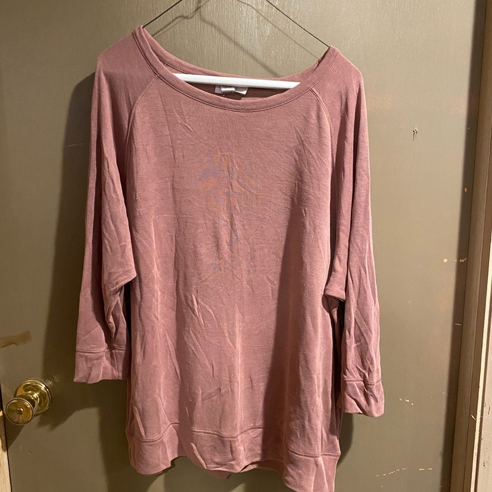 Lightweight sweater